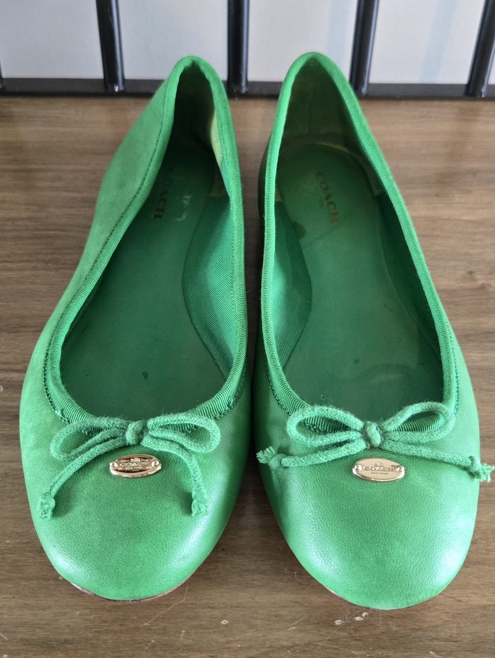 Coach Women's Green Ballet Flats - Picture 4 of 9